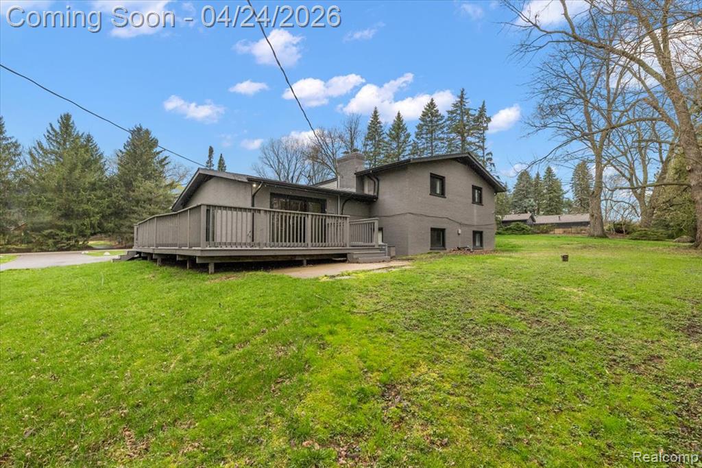 4389 Charing Way, Bloomfield Hills, MI 48304 — Photo 36