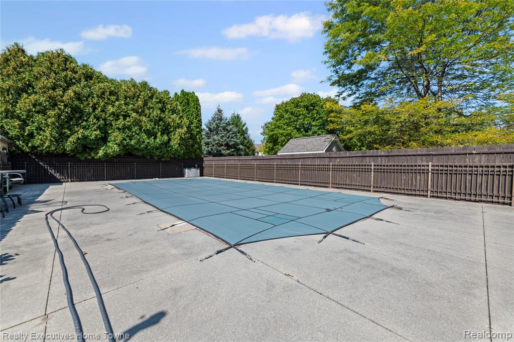1070 Highland Drive, St. Clair, MI 48079 — Photo 33