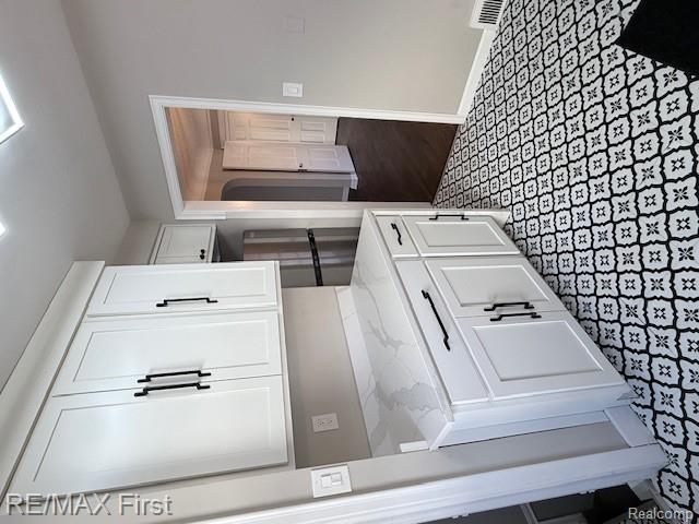 18283 Woodbine Street, Detroit, MI 48219 — Photo 20
