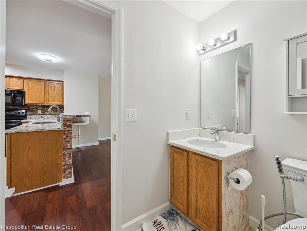 1156 Faulkner, Troy, MI 48083 — Photo 26