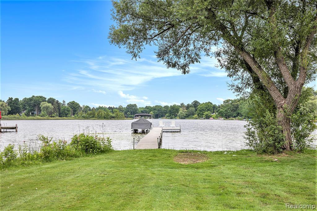 6823 Park Lake Drive, Clarkston, MI — Photo 41