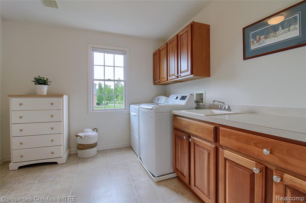 18026 Stonebrook Drive, Northville, MI 48168 — Photo 26