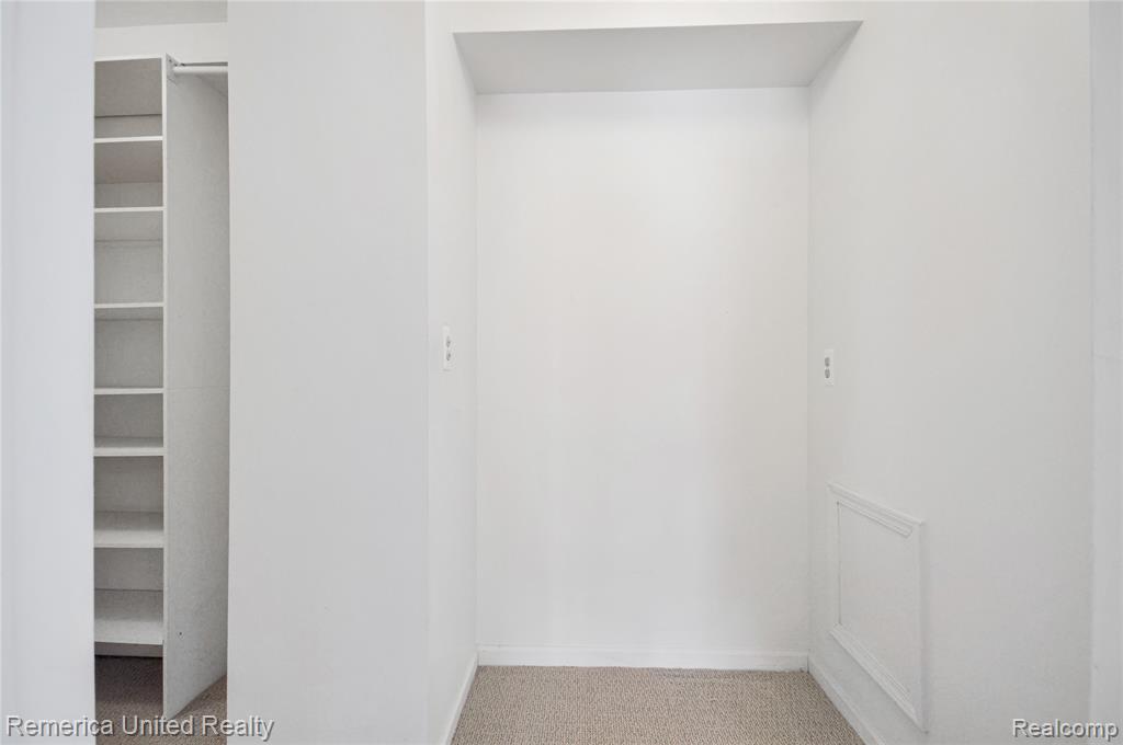 12113 Lexington Drive, South Lyon, MI 48178 — Photo 19