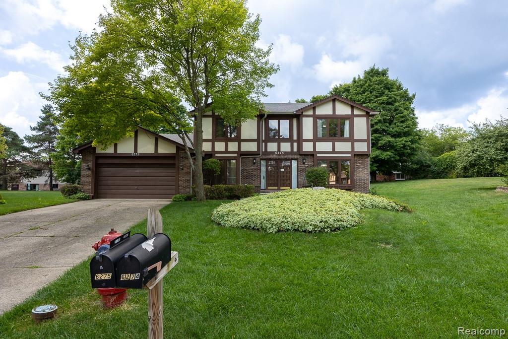 6275 Fairbrook Court, West Bloomfield, MI — Photo 2