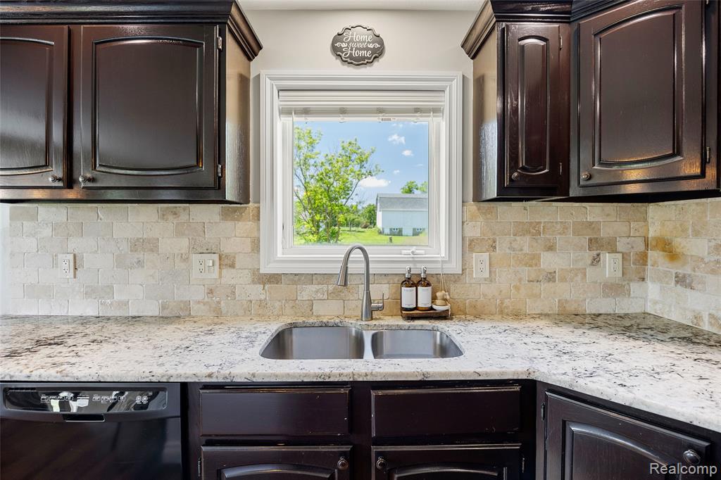 5522 Newark Road, Imlay City, MI 48444 — Photo 18