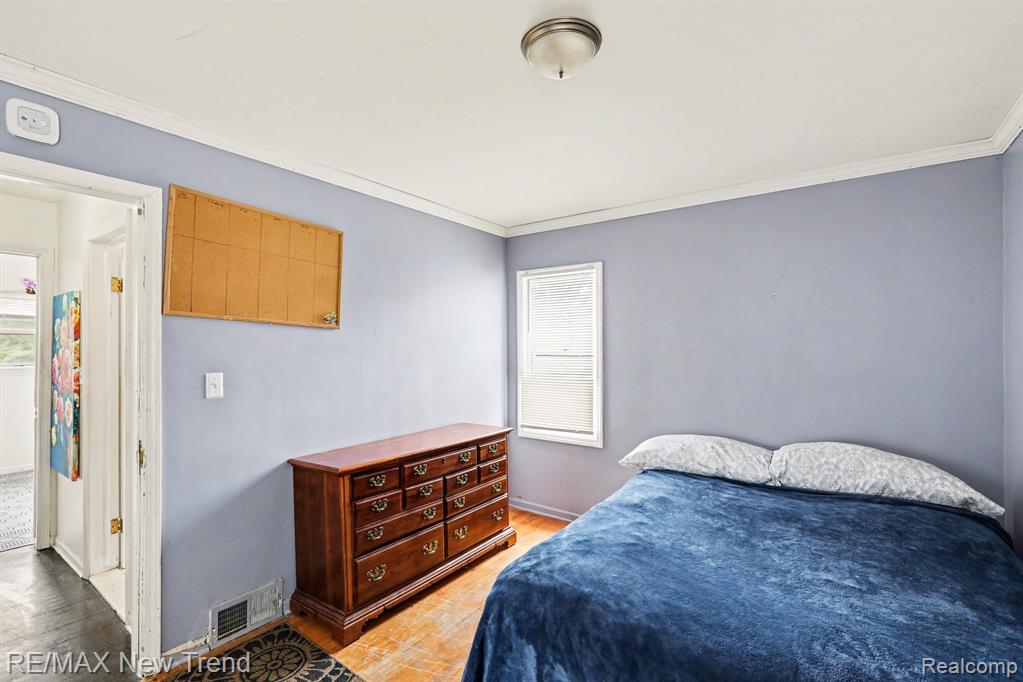 2174 Middlebelt Road, West Bloomfield, MI 48324 — Photo 18