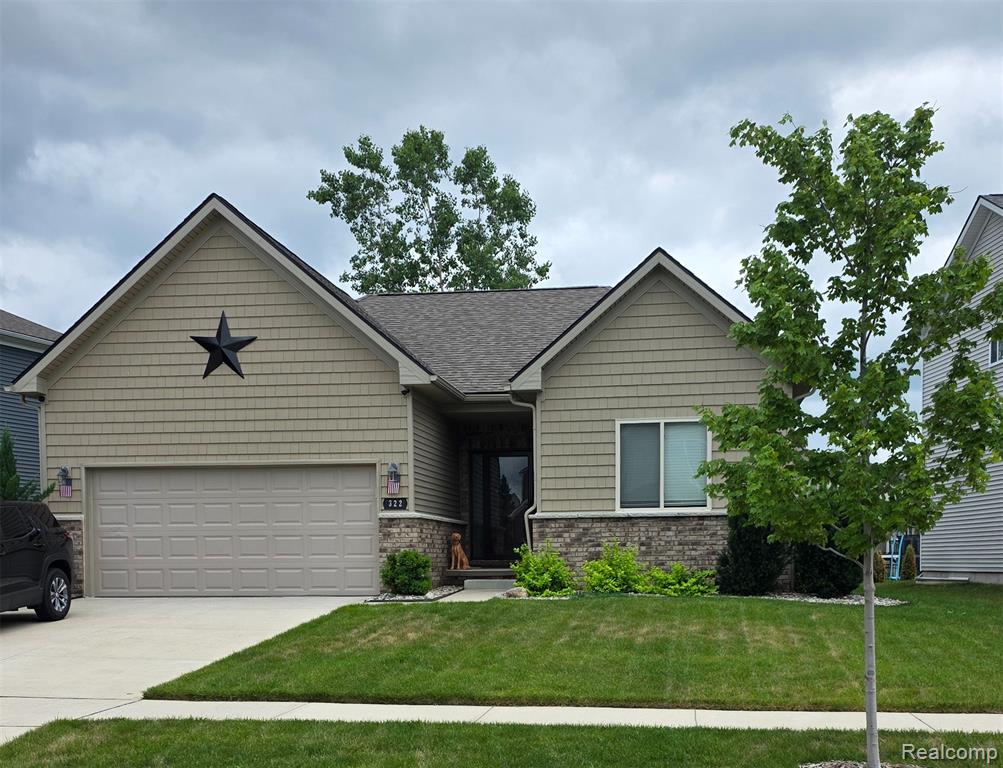 322 Hidden E, Holly, MI 48442