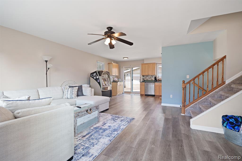 25145 Orchid Street, Harrison Township, MI — Photo 4