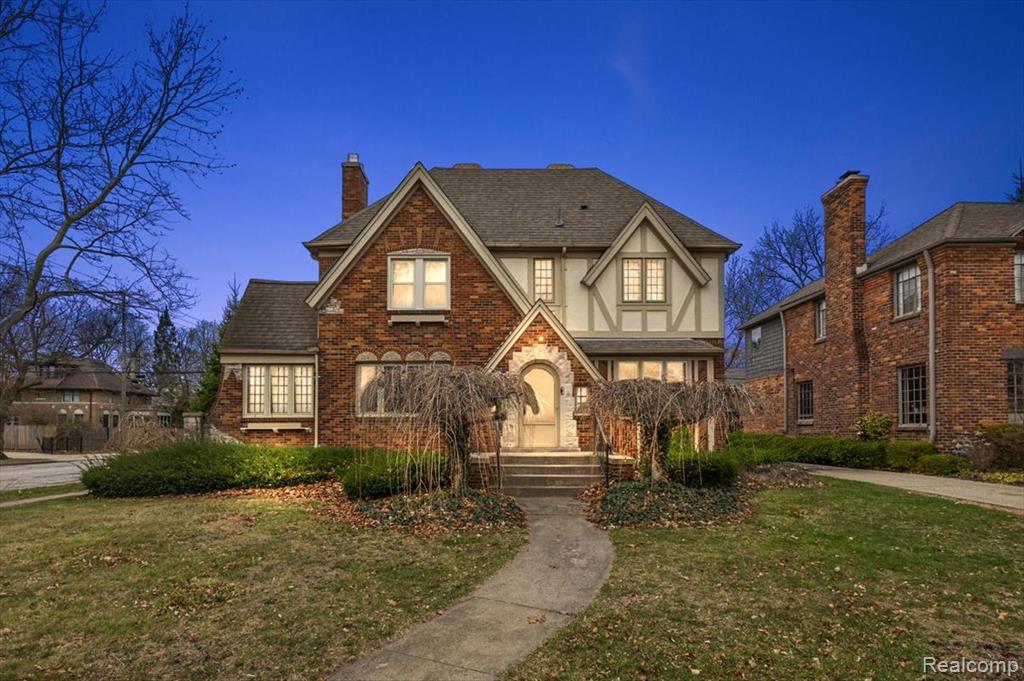 1205 Harvard Road, Grosse Pointe, MI 48230 — front exterior