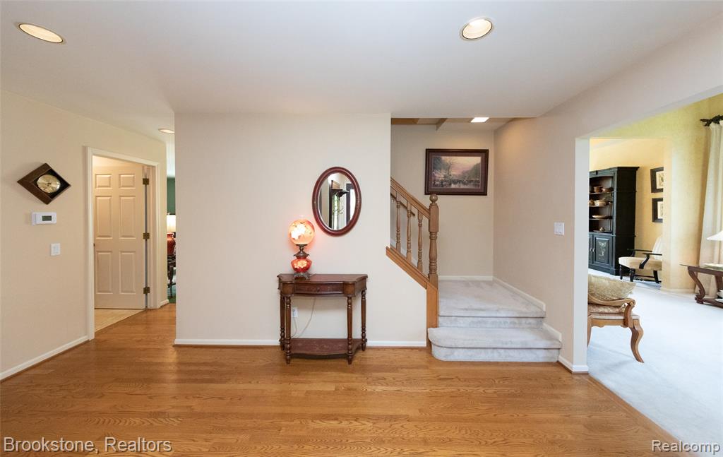 6871 Berry Pointe Drive, Clarkston, MI 48348 — Photo 14