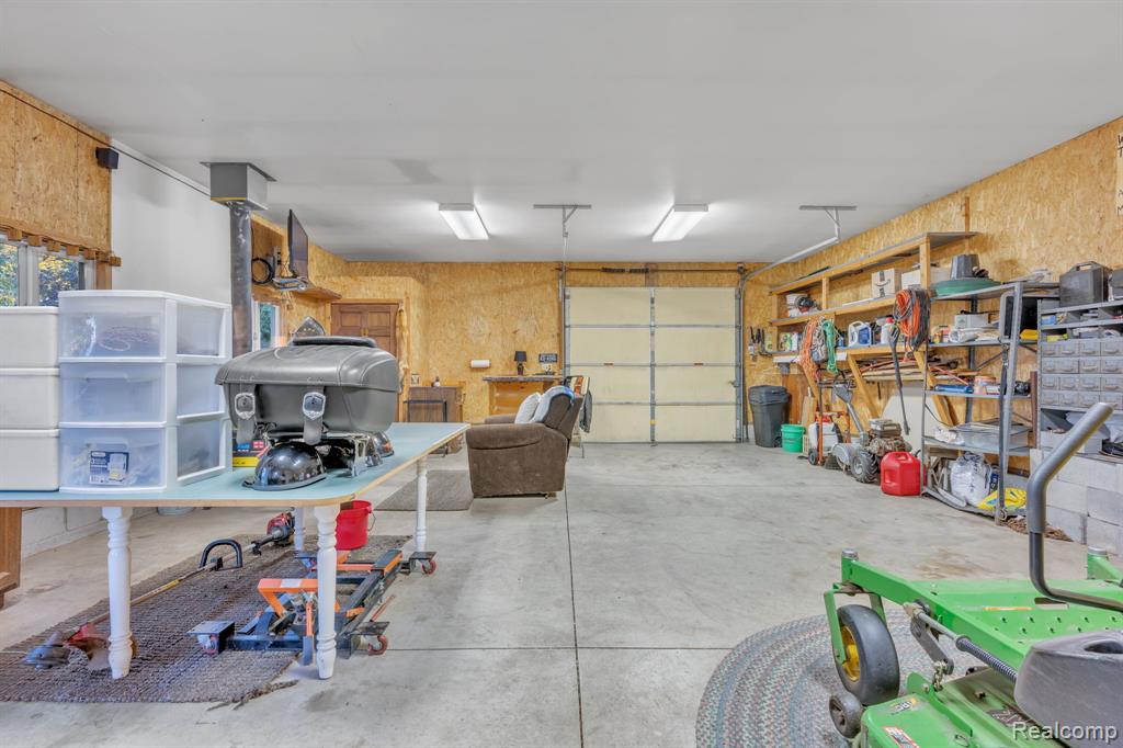 11056 N Irish Road, Otisville, MI 48463 — Photo 48