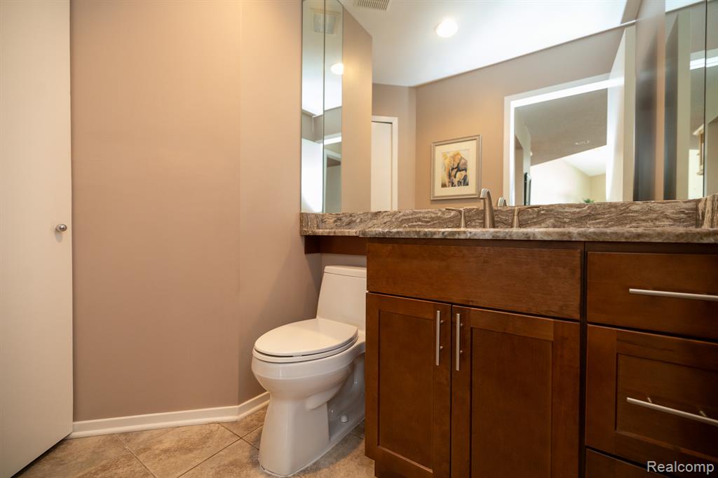 762 Golden Shores, White Lake, MI — Photo 20