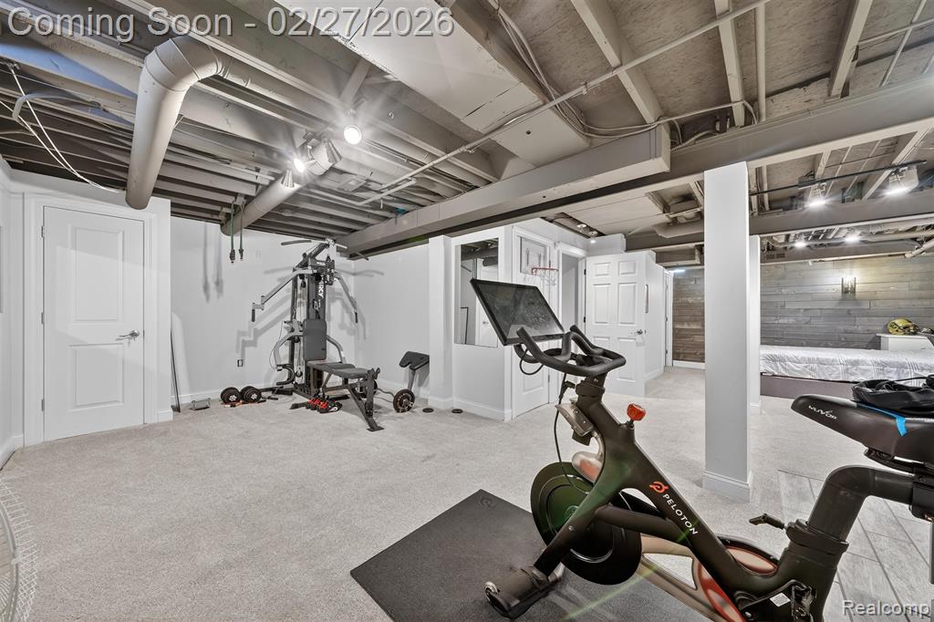 801 Linden Way, Auburn Hills, MI 48326 — Photo 36