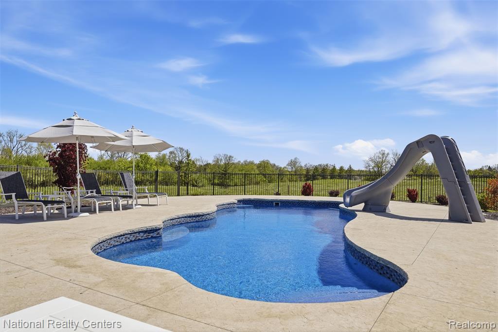 5310 Pontiac Trail, Ann Arbor, MI 48105 — Photo 49