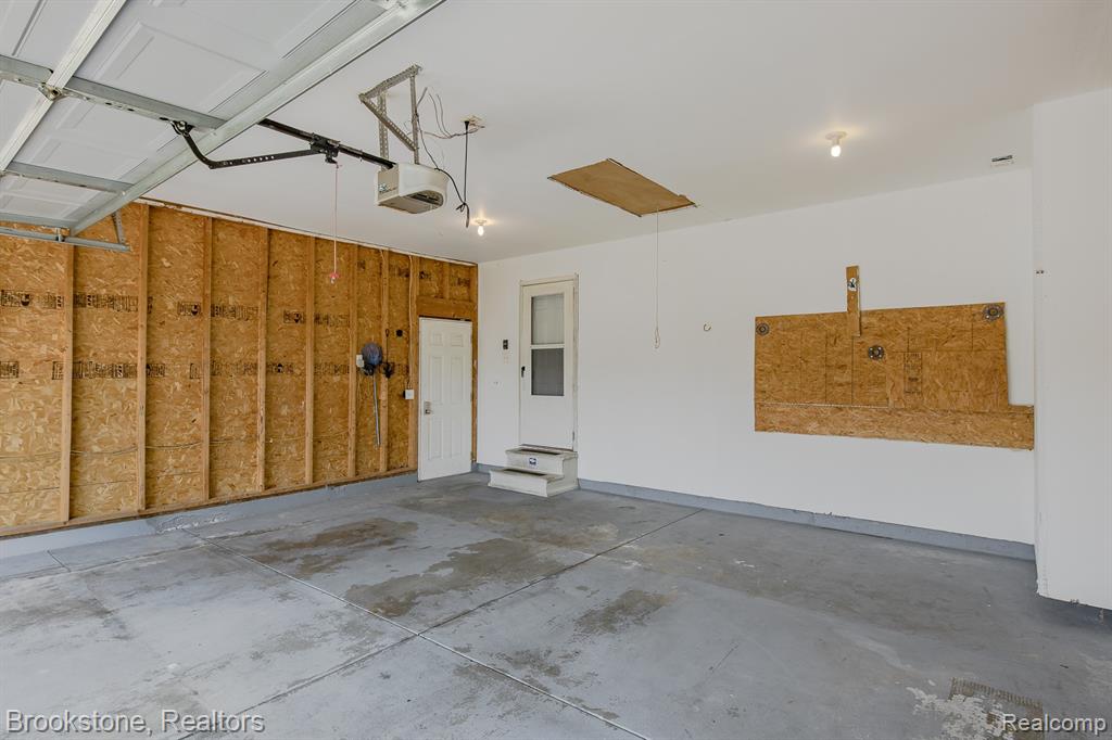 4289 Covey Lane, Grand Blanc, MI 48439 — Photo 53