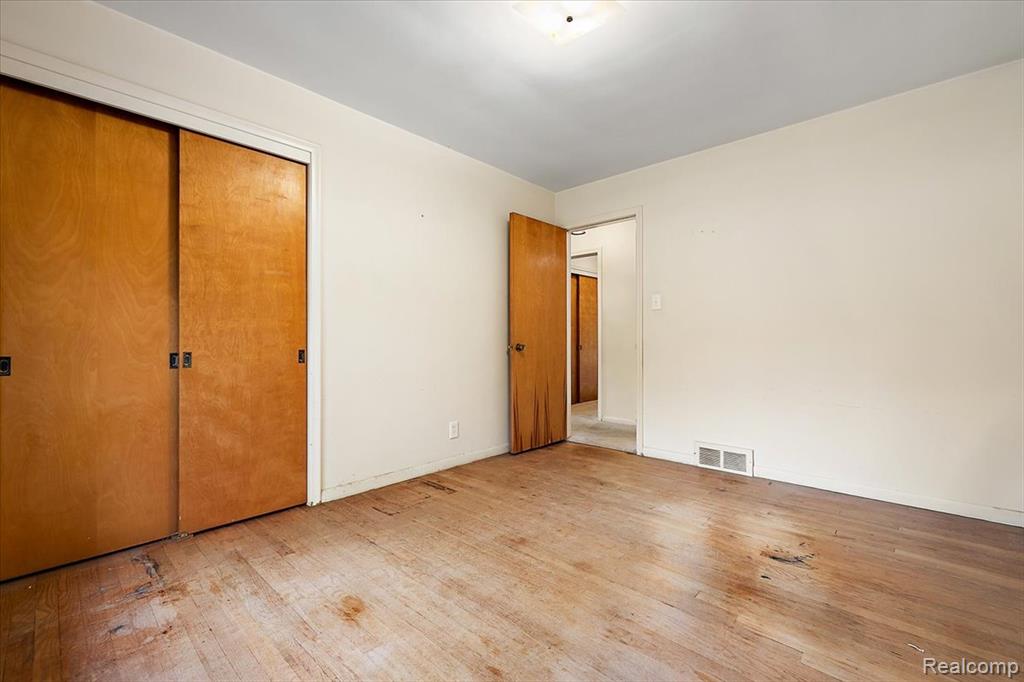 17455 Kinross Avenue, Beverly Hills, MI 48025 — Photo 27