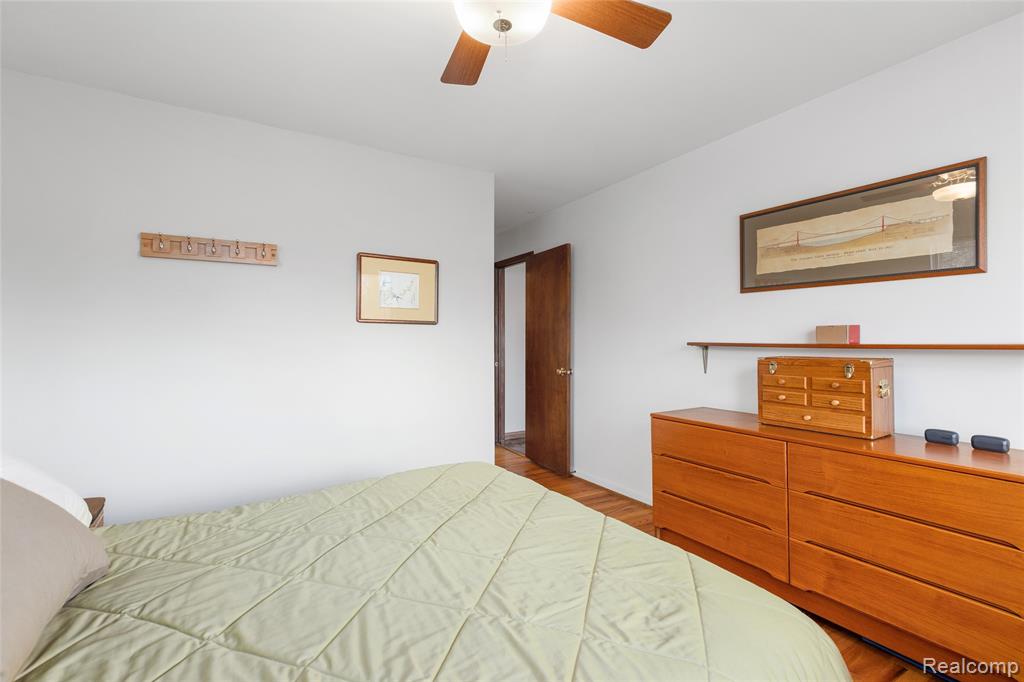 9801 Gibbs Road, Clarkston, MI 48348 — Photo 17
