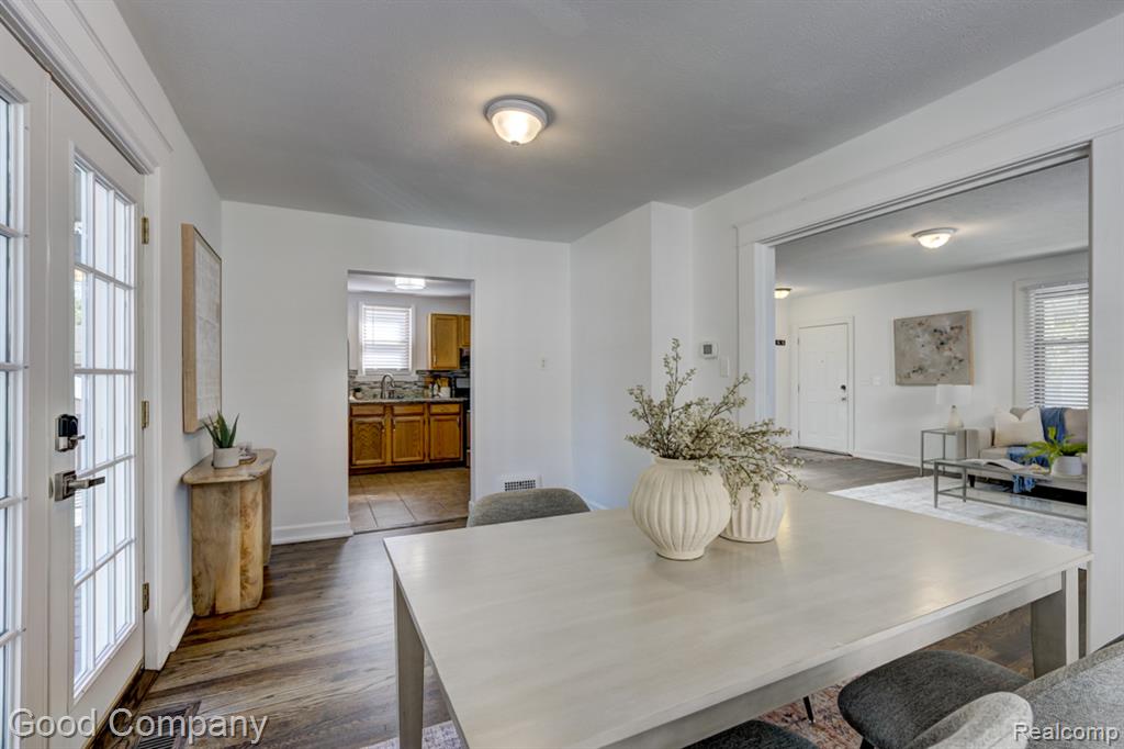 713 S Pleasant Street, Royal Oak, MI 48067 — Photo 16