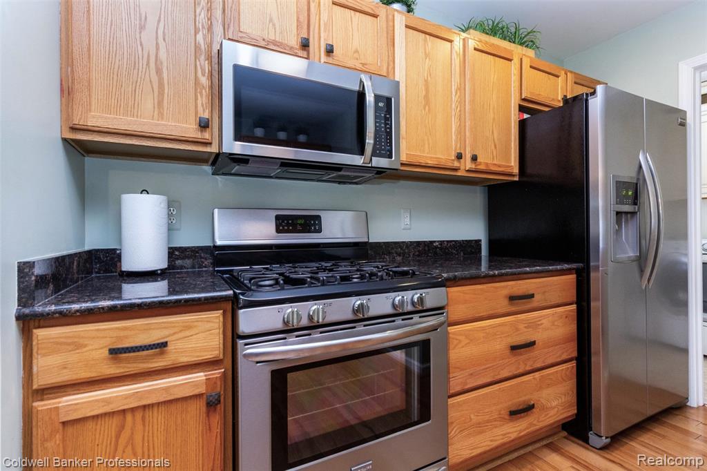 10820 Bouldercrest Drive N, South Lyon, MI 48178 — Photo 19
