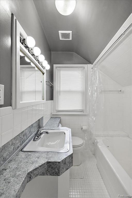 60 W Elmwood Avenue, Clawson, MI — Photo 31