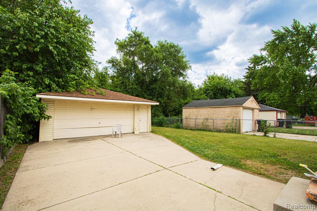7548 Beaverland, Detroit, MI 48239 — Photo 25