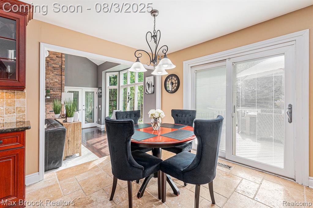 4705 Rivers Edge Drive, Troy, MI 48098 — Photo 12