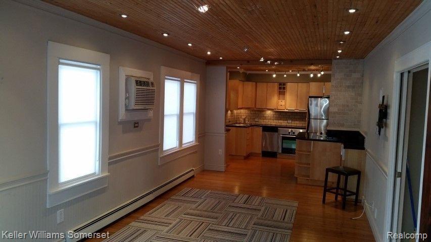 516 N WEST Street, Royal Oak, MI 48067 — Photo 6