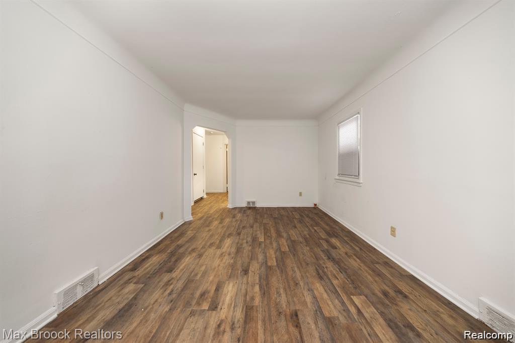 17187 Ferguson Street - Photo 3