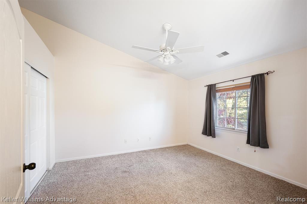 867 Saybrook Drive, Waterford, MI 48327 — Photo 14