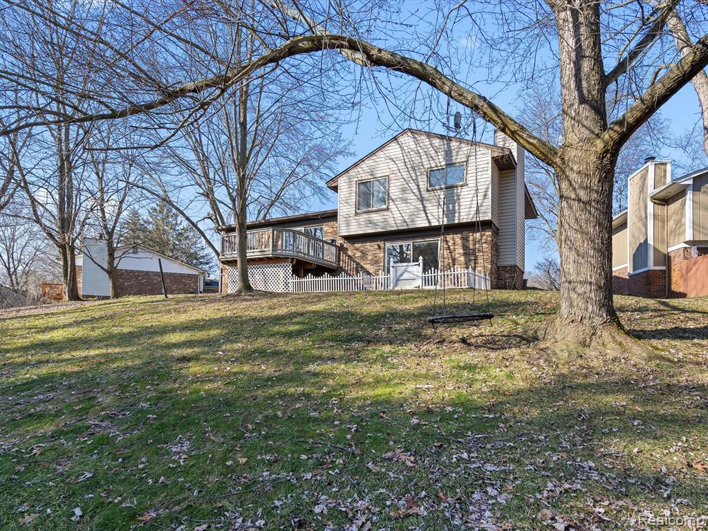 5180 WOODCREEK Trail, Clarkston, MI — Photo 35