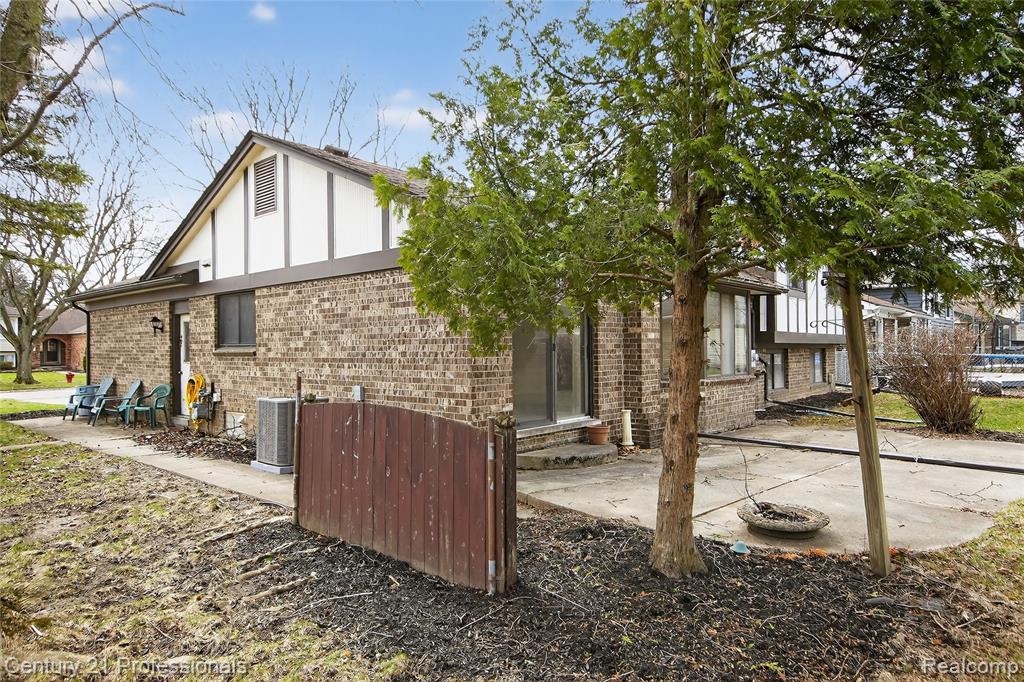 46300 Gainsborough Drive, Canton, MI, 48187