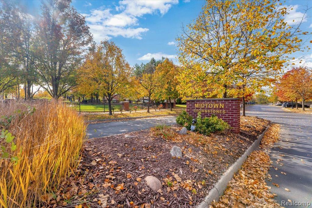 10830 PARDEE Road, Taylor, MI 48180 — Photo 27