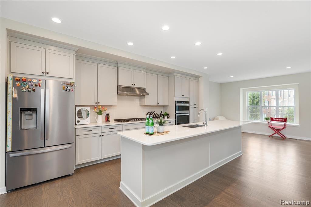2846 RIDINGTON Road, Ann Arbor, MI 48105 — Photo 12