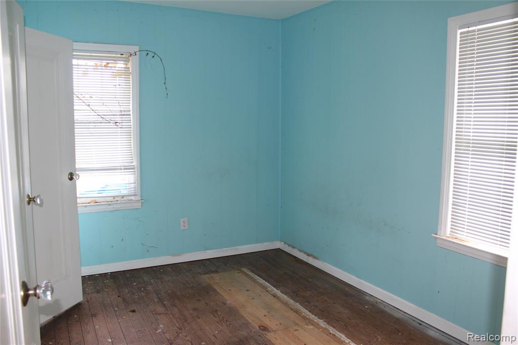 5610 Noll Street, Sterling Heights, MI 48310 — Photo 17