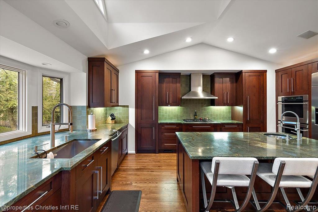 765 S Glenhurst Drive, Birmingham, MI 48009 — Photo 22