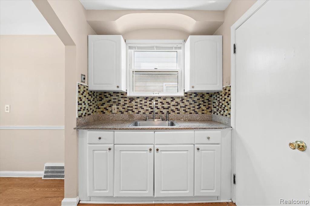 7241 PAYNE Avenue, Dearborn, MI 48126 — Photo 15