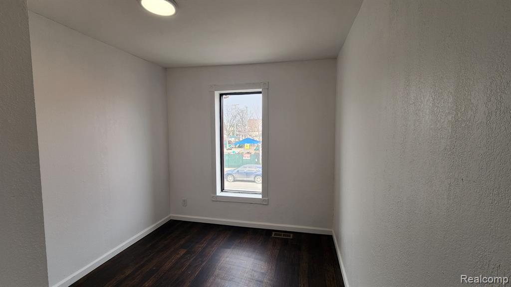 8529 W VERNOR, Detroit, MI 48209 — Photo 10