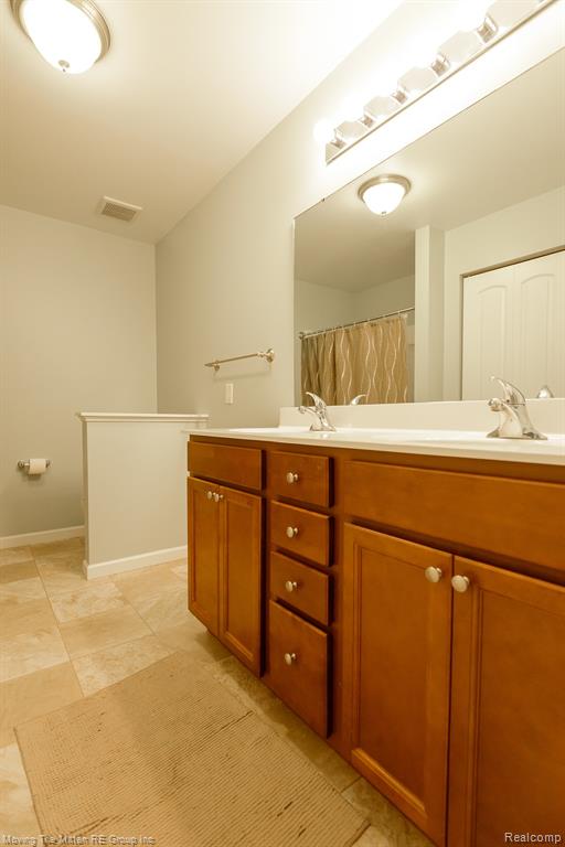 42880 Frederick Court, Belleville, MI 48111 — Photo 24