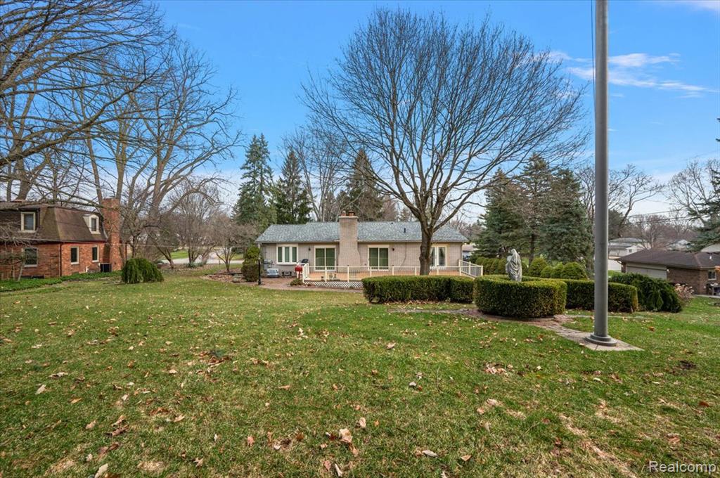 847 Leinster Road, Rochester Hills, MI 48309 — Photo 9