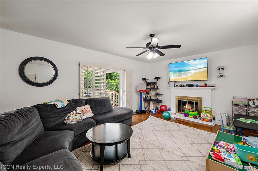 44831 Huntington Drive, Novi, MI — Photo 19