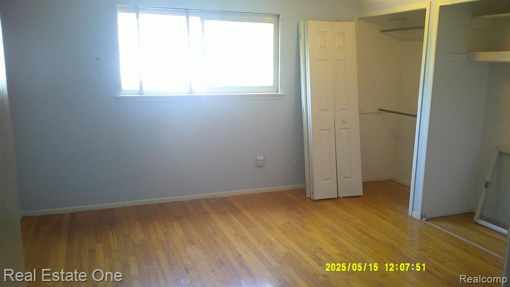 8240 HAMPTON Road, Grosse Ile, MI 48138 — Photo 9