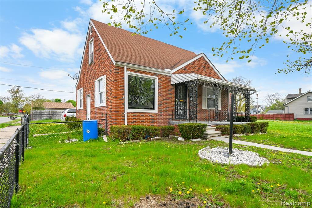 3454 S BEATRICE Street, Detroit, MI 48217 — Photo 2