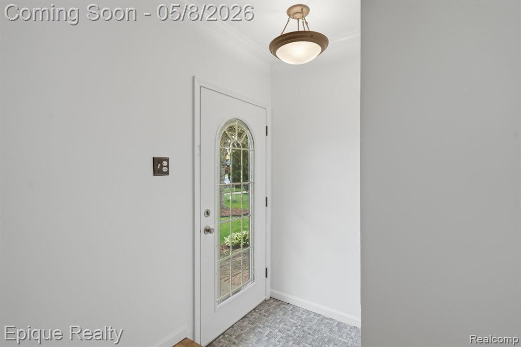 8737 Shannon Drive, Sterling Heights, MI 48314 — Photo 4