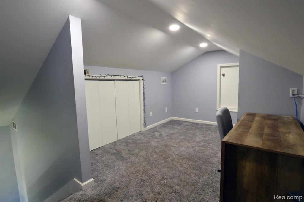 4051 Red Wing Drive, Flint, MI 48532 — Photo 14