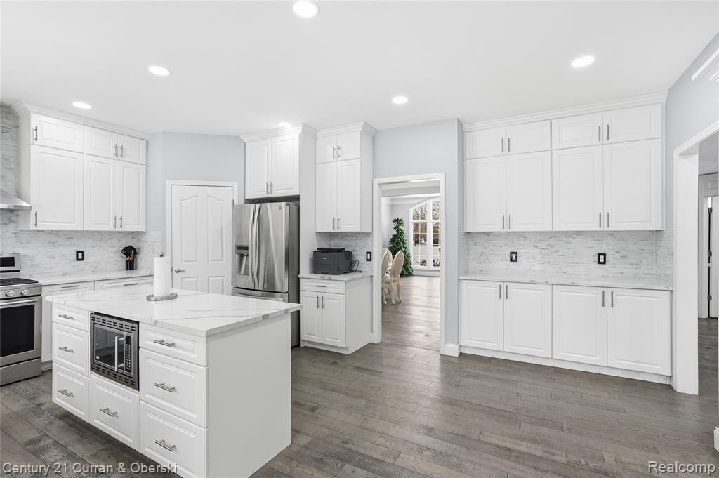 2043 Centennial Drive, Canton, MI 48187 — Photo 10