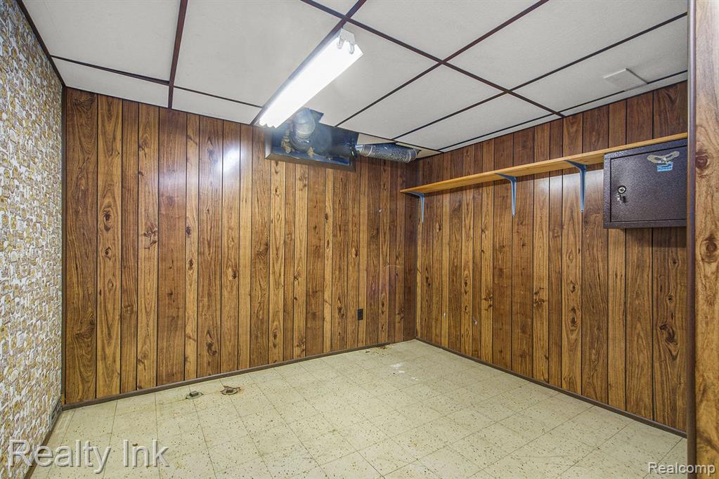6647 SHARON Street, Garden City, MI — Photo 12