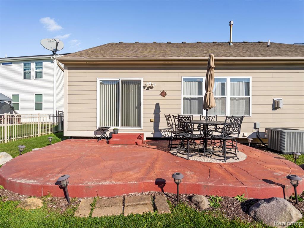 58787 VIRGINIA Circle, New Haven, MI 48048 — Photo 36