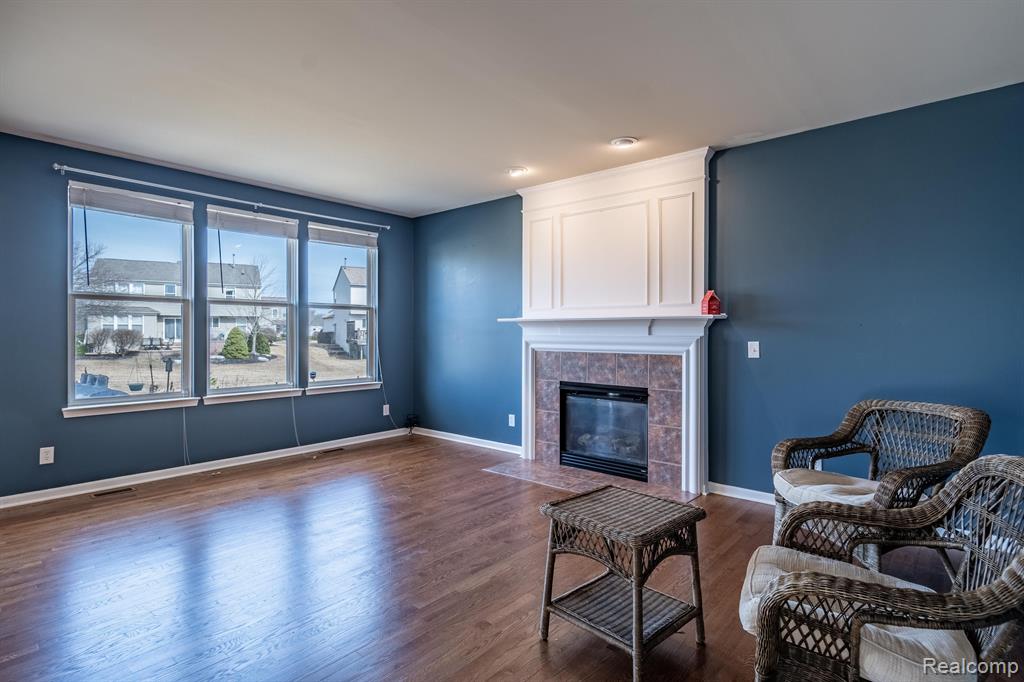 9535 GLENHILL Drive, Ypsilanti, MI 48198 — Photo 15
