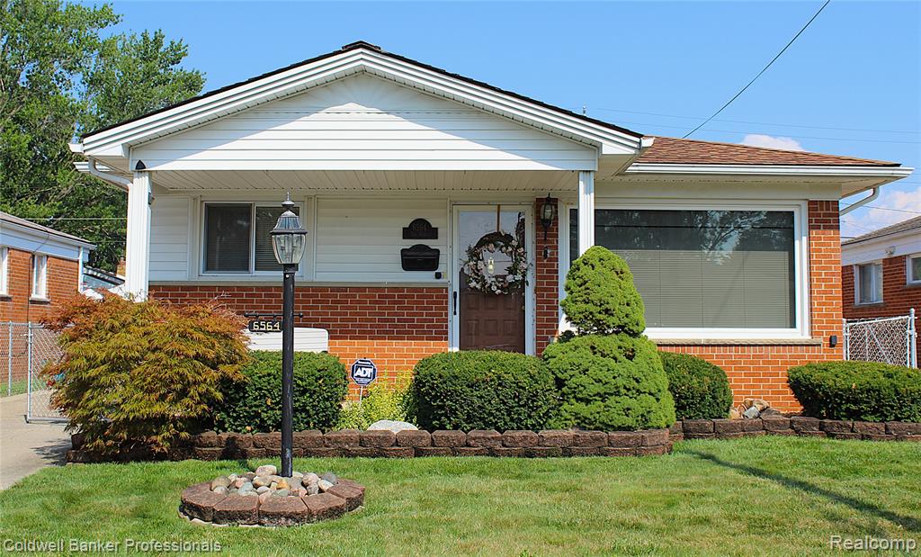 6564 Colonial Street, Dearborn Heights, MI 48127 — front exterior