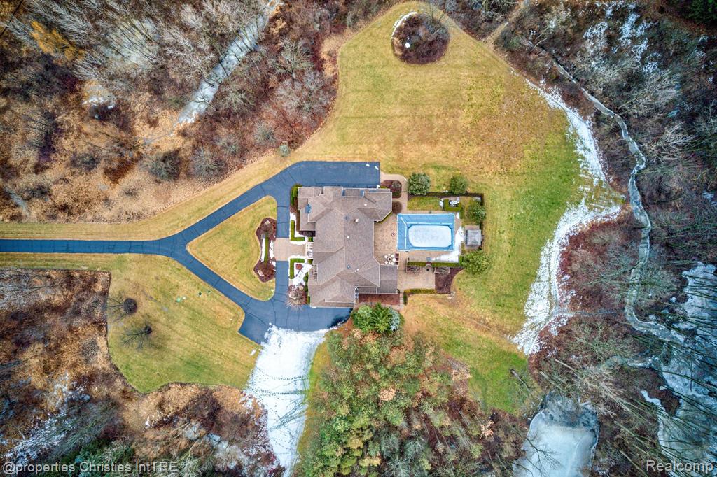 59801 E 8 MILE Road, South Lyon, MI 48178 — Photo 95